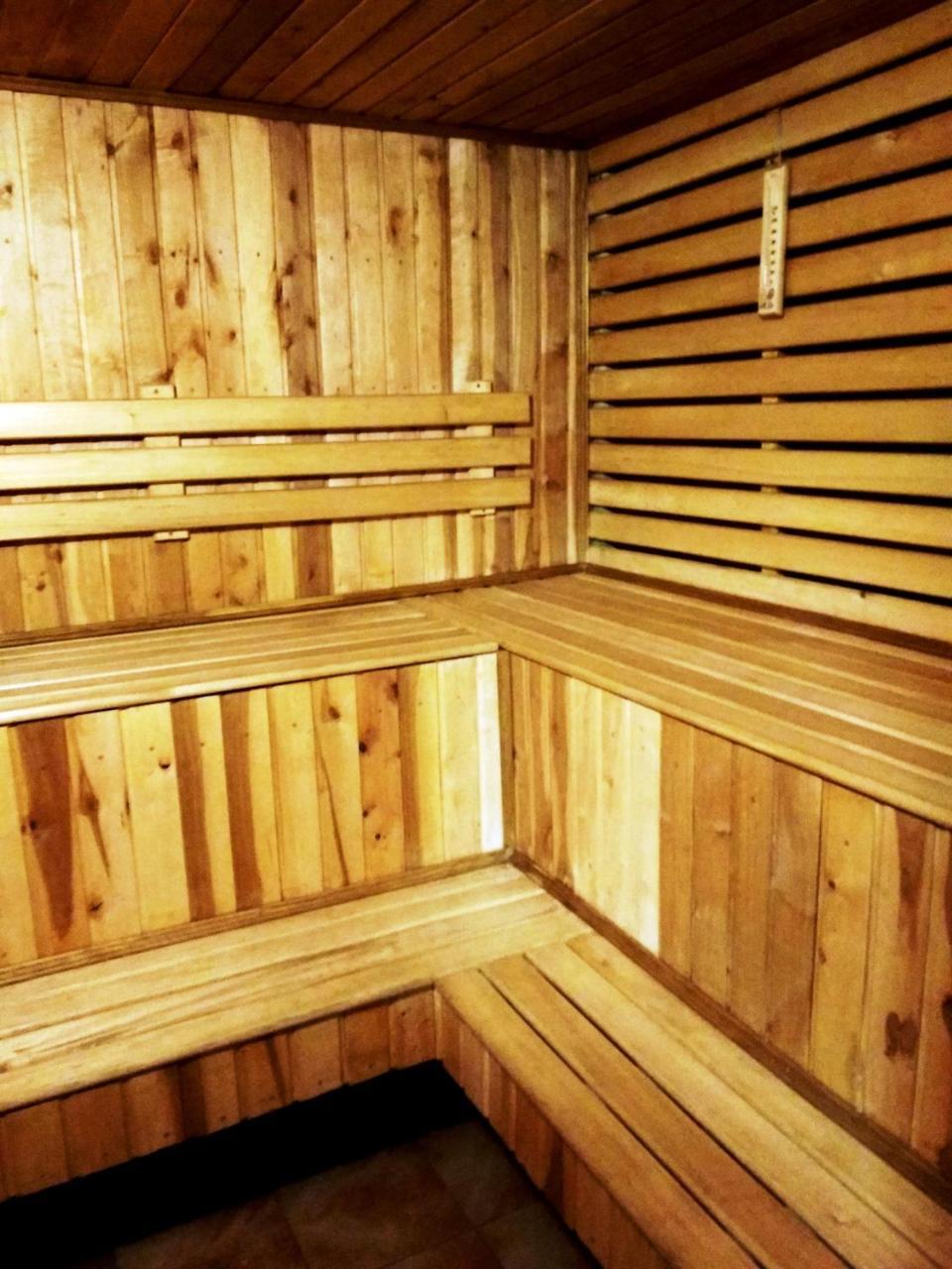Hotel Restaurant Complex Boyarskiy Dvor Boyarka Dış mekan fotoğraf